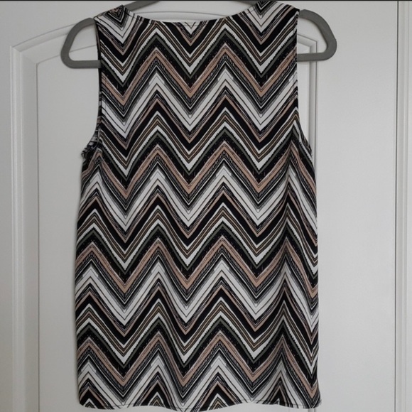 NWOT Maurices Sheer Chevron Patterned top, SZ S - Picture 2 of 4